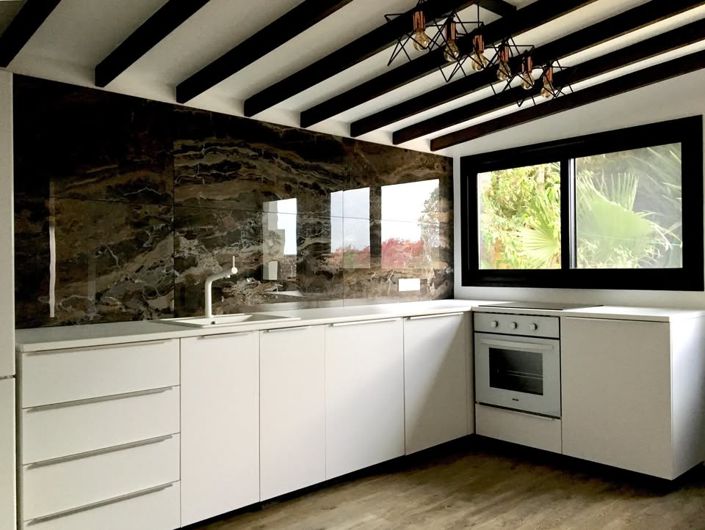 Image No.4-2 Bed House for sale