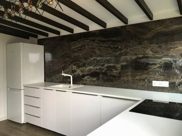 57083287811403601015380546144232802085687464n