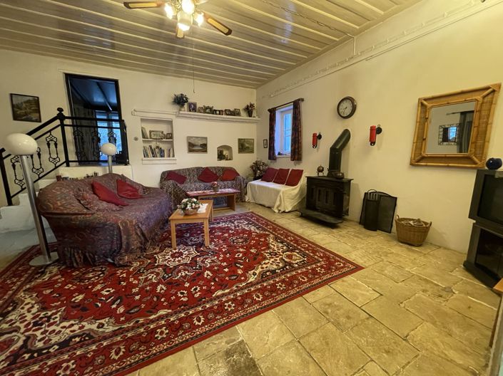 Image No.16-3 Bed House for sale