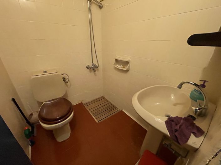 Image No.18-3 Bed House for sale