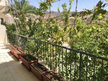 6bdec694-84c5-4357-bc6a-3e8f7f02ac60