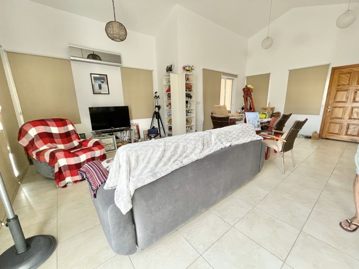 Image No.3-3 Bed House for sale