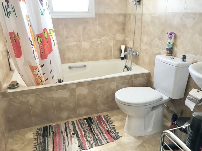 Image No.7-3 Bed House for sale