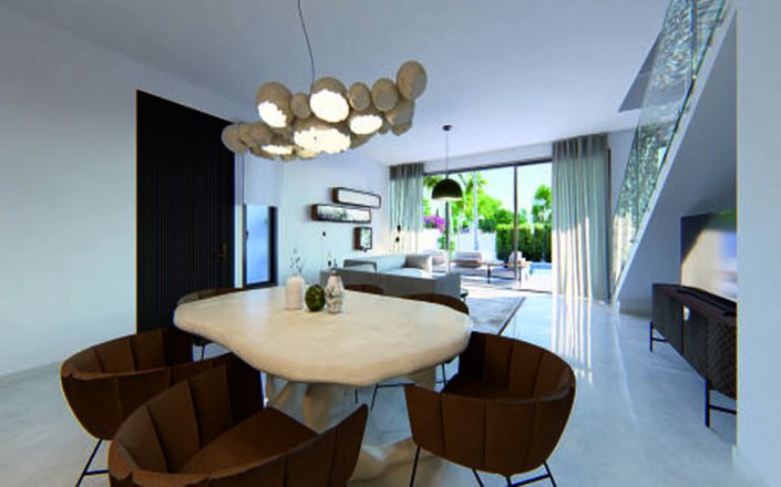 Image No.15-3 Bed House for sale