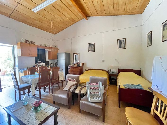 Image No.12-2 Bed House for sale