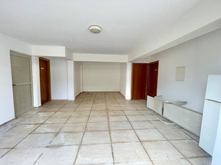 Image No.16-3 Bed House for sale