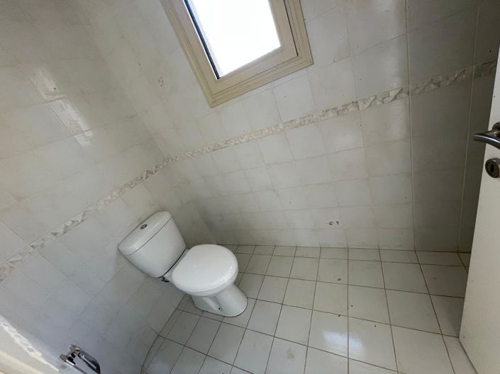 Image No.11-3 Bed House for sale