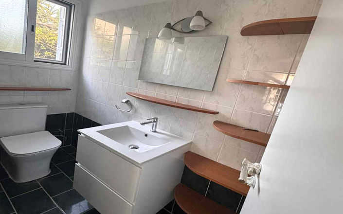 Image No.13-3 Bed House for sale