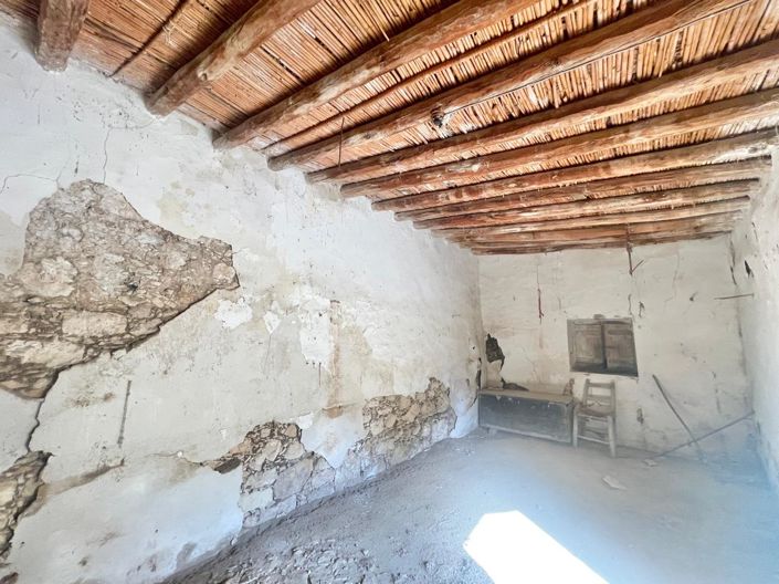 Image No.6-2 Bed House for sale