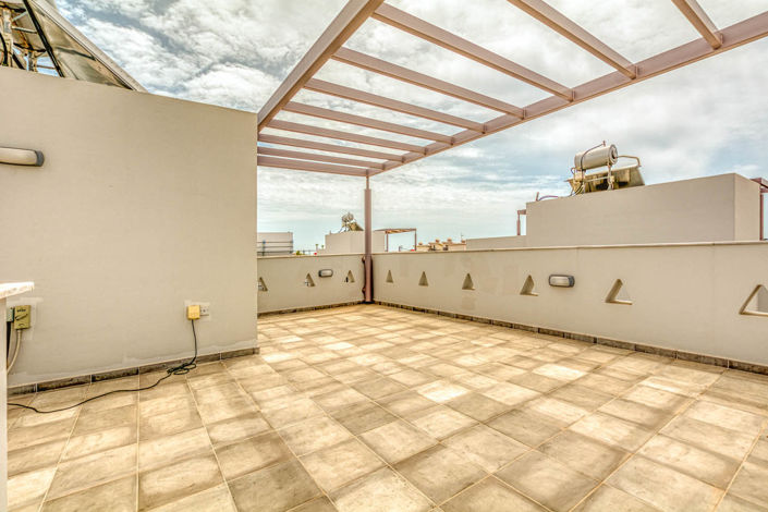 Image No.6-3 Bed House for sale