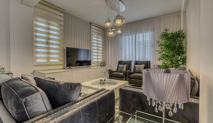 Image No.6-4 Bed House for sale