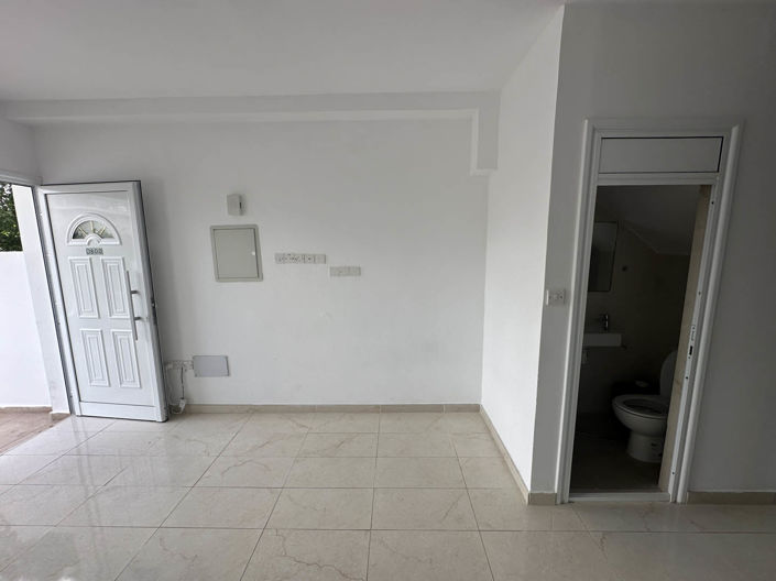 Image No.4-2 Bed House for sale