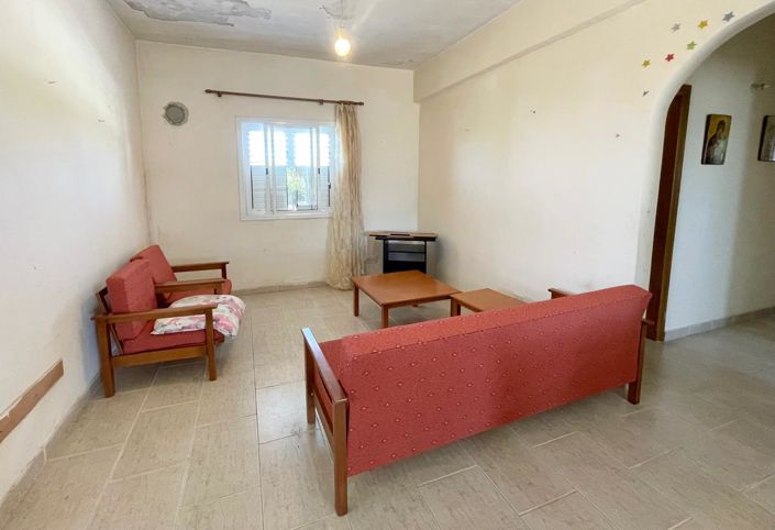 Image No.6-3 Bed House for sale