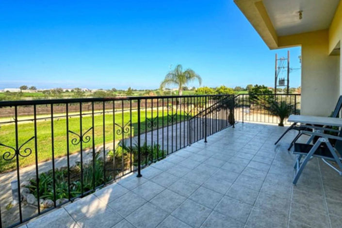 Image No.3-3 Bed House for sale