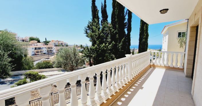 Image No.14-4 Bed House for sale