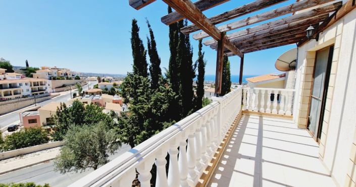 Image No.16-4 Bed House for sale