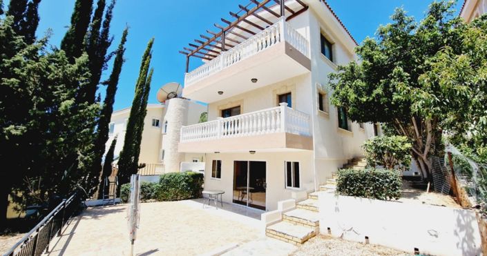 Image No.2-4 Bed House for sale