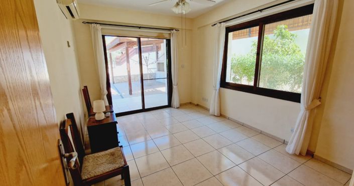 Image No.29-4 Bed House for sale