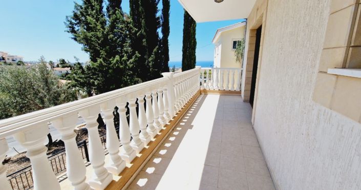 Image No.13-4 Bed House for sale