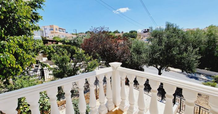 Image No.15-4 Bed House for sale