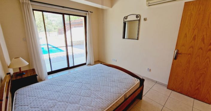 Image No.33-4 Bed House for sale