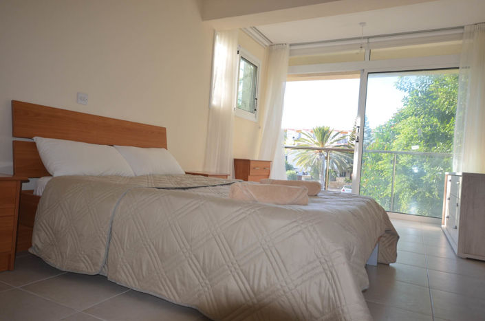 Image No.19-3 Bed House for sale