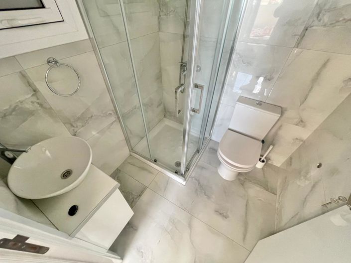 Image No.16-2 Bed Apartment for sale