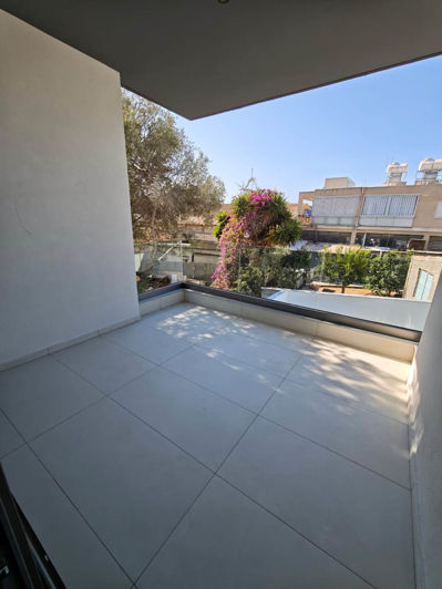 Image No.30-2 Bed Apartment for sale