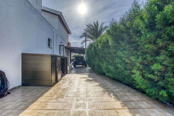 Image No.12-3 Bed House for sale