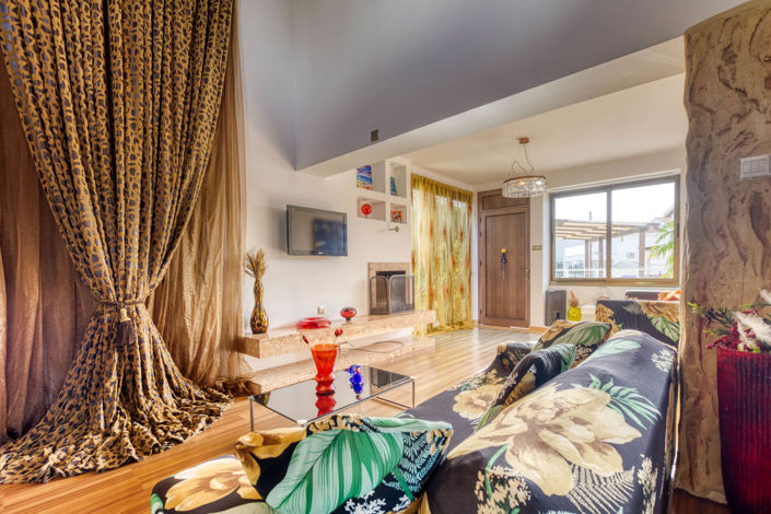 Image No.2-3 Bed House for sale