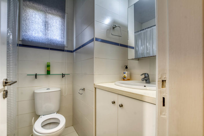 Image No.26-3 Bed House for sale