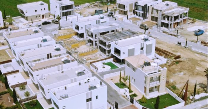 Image No.18-3 Bed House for sale