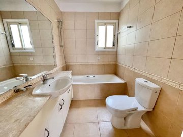 ca9d3417-f275-49dc-be31-28df610398b1