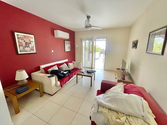 Image No.8-3 Bed House for sale