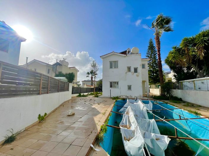 Image No.5-3 Bed House for sale