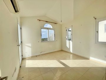 villa-for-sale-paphos-cyprus-sea-view9