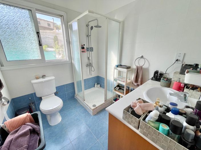 Image No.13-4 Bed House for sale