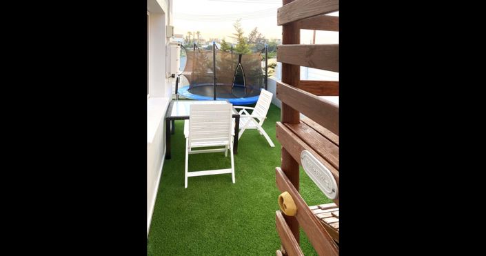 Image No.6-4 Bed House for sale