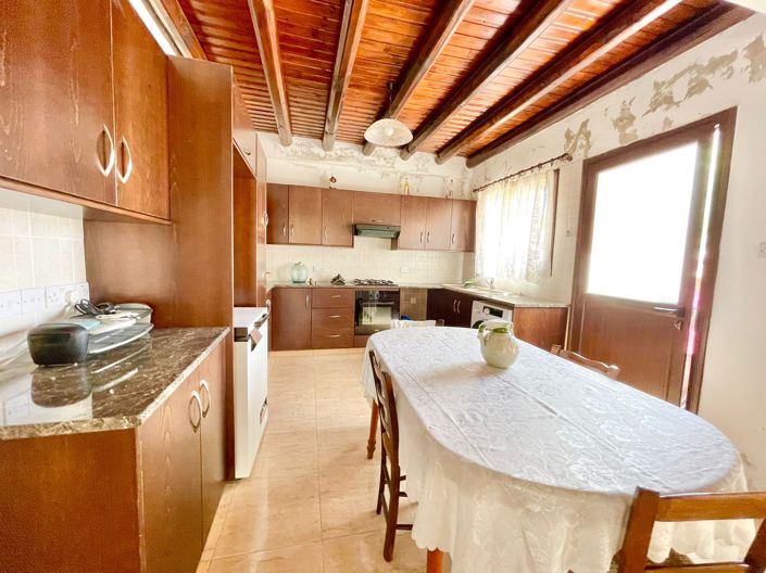 Image No.13-3 Bed House for sale