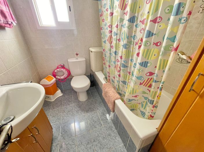 Image No.12-2 Bed Apartment for sale