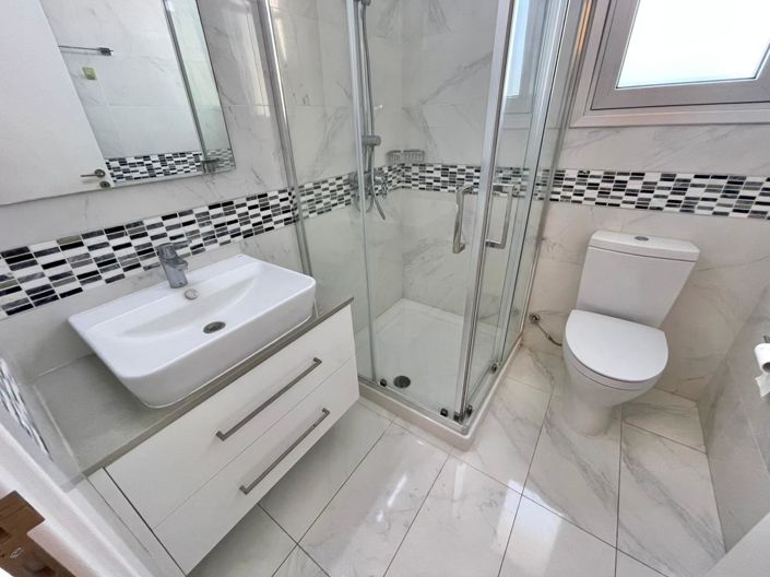 Image No.17-3 Bed Apartment for sale