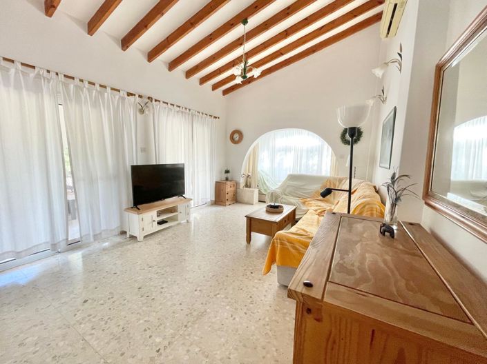 Image No.17-3 Bed House for sale