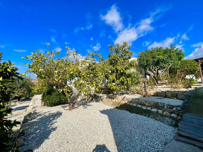 Image No.5-3 Bed House for sale