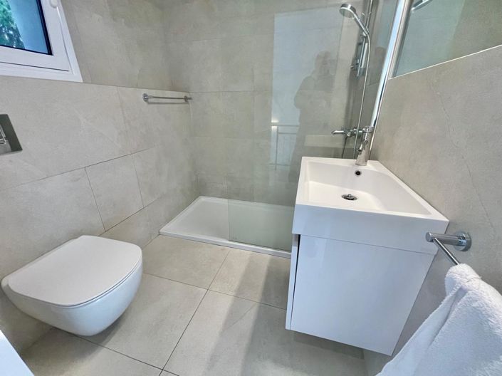 Image No.23-1 Bed House for sale