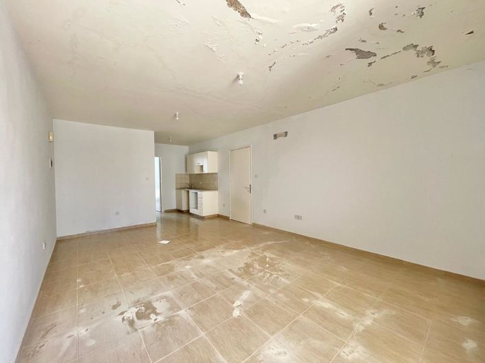 Image No.10-1 Bed Apartment for sale