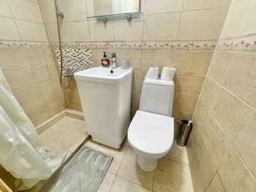 apartment-for-sale-kato-paphos-cyprus-near-se