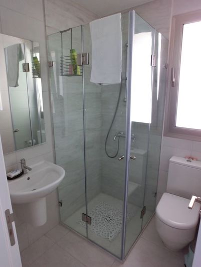 Image No.10-2 Bed House for sale