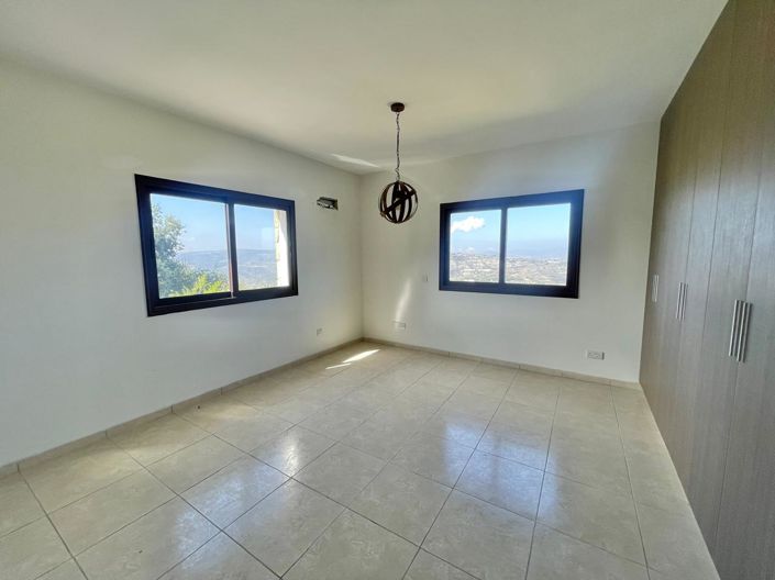 Image No.11-4 Bed Apartment for sale