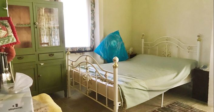 Image No.6-2 Bed House for sale