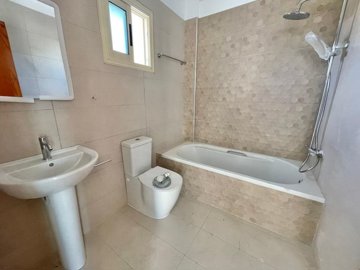 ec7164af-16bb-4acf-a21d-b87d2c2469eb